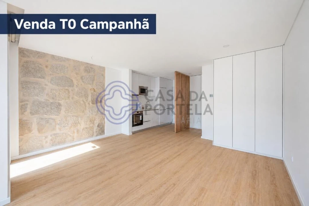Apartamento para Venda em Campanhã Foto 1