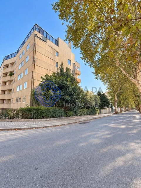 Apartamento T4 para Venda em Aldoar, Foz do Douro e Nevogilde