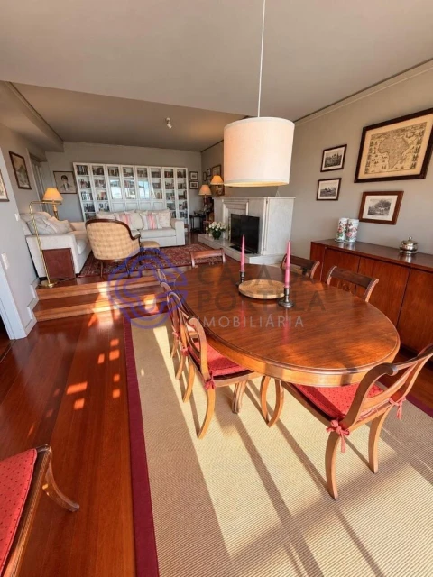 Apartamento T4 para Venda em Aldoar, Foz do Douro e Nevogilde