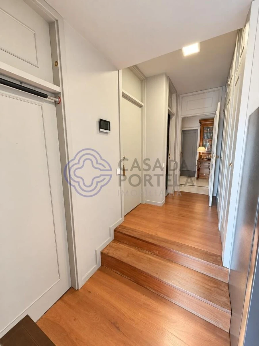 Apartamento T4 para Venda em Aldoar, Foz do Douro e Nevogilde Foto 17