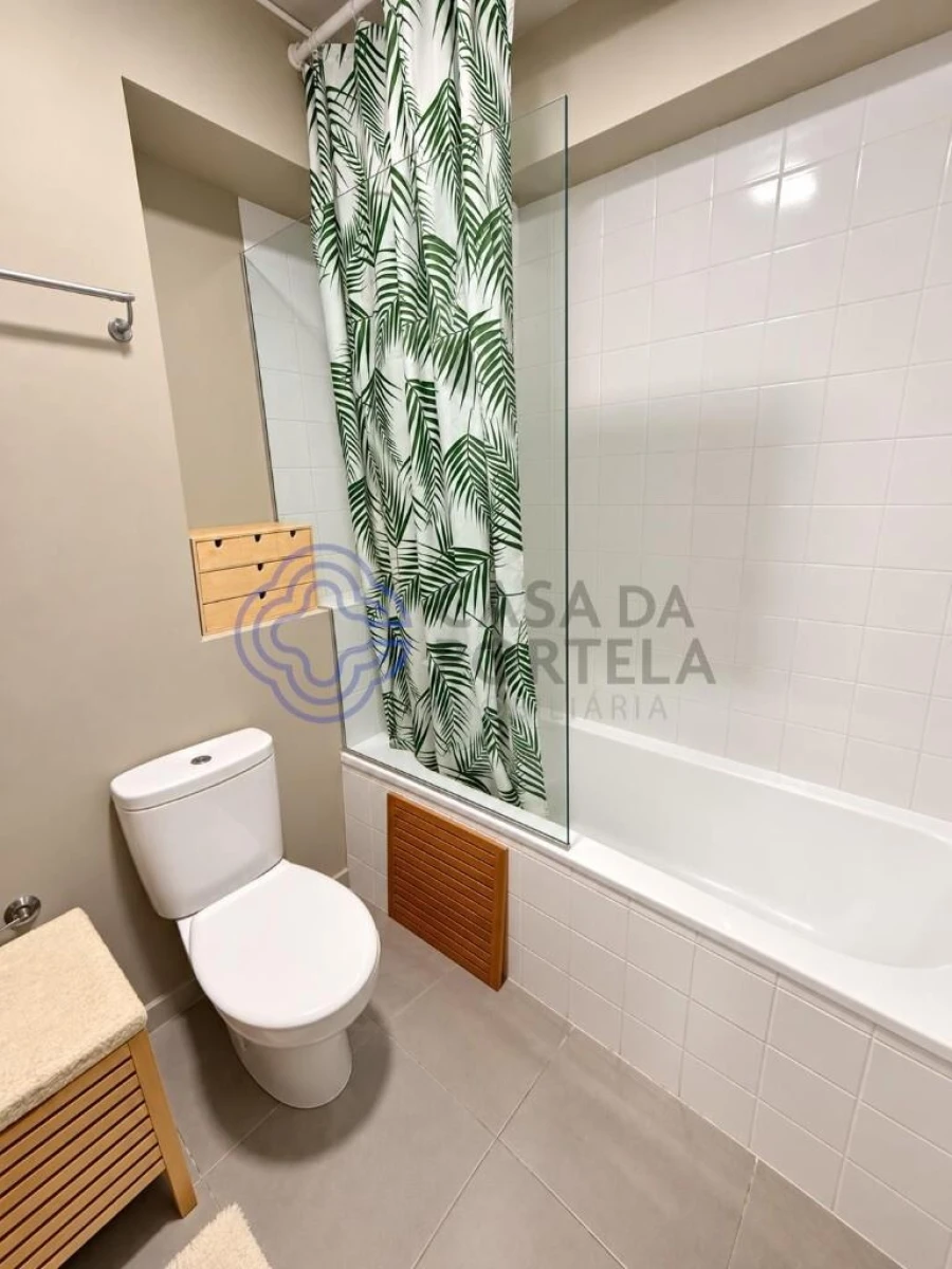 Apartamento T4 para Venda em Aldoar, Foz do Douro e Nevogilde Foto 35