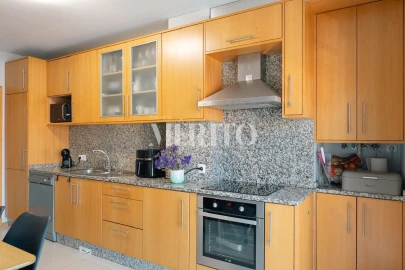 Apartamento T3 para Venda em Selho (São Jorge)