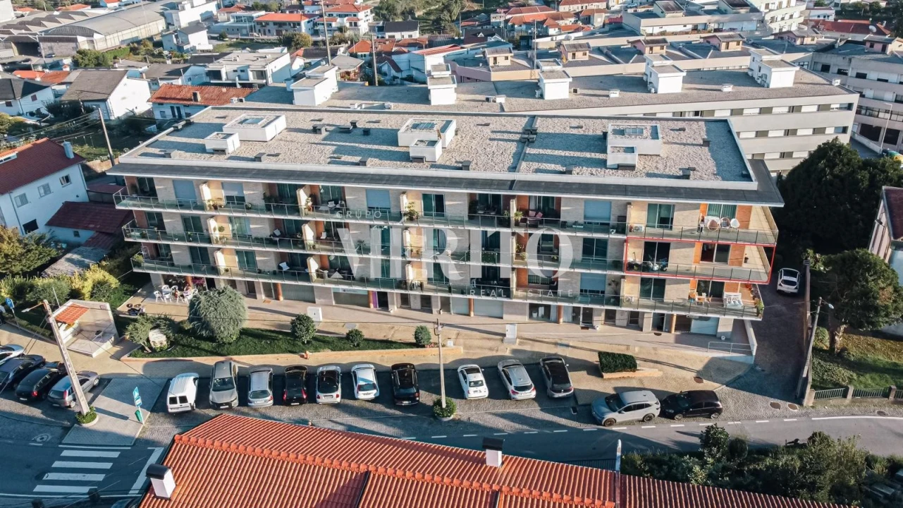 Apartamento T3 para Venda em Selho (São Jorge) Foto 1