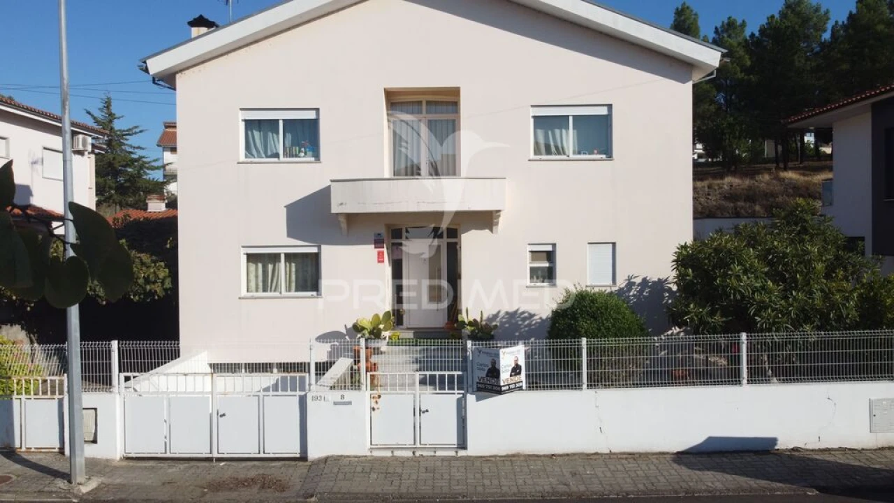 Moradia T4 para Venda em Mirandela Foto 2