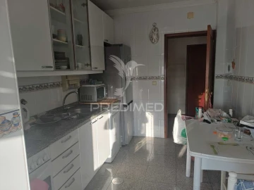 Apartamento T2 para Venda em Gulpilhares e Valadares