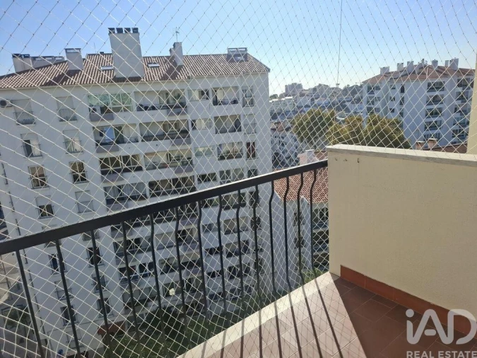 Apartamento T2 para Venda em Alcabideche Foto 2