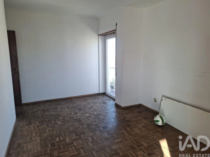 Apartamento T2 para Venda em Alcabideche Foto 16
