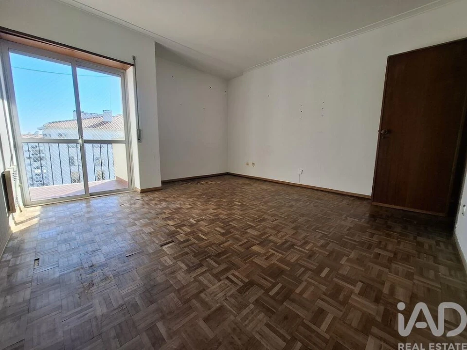 Apartamento T2 para Venda em Alcabideche Foto 12