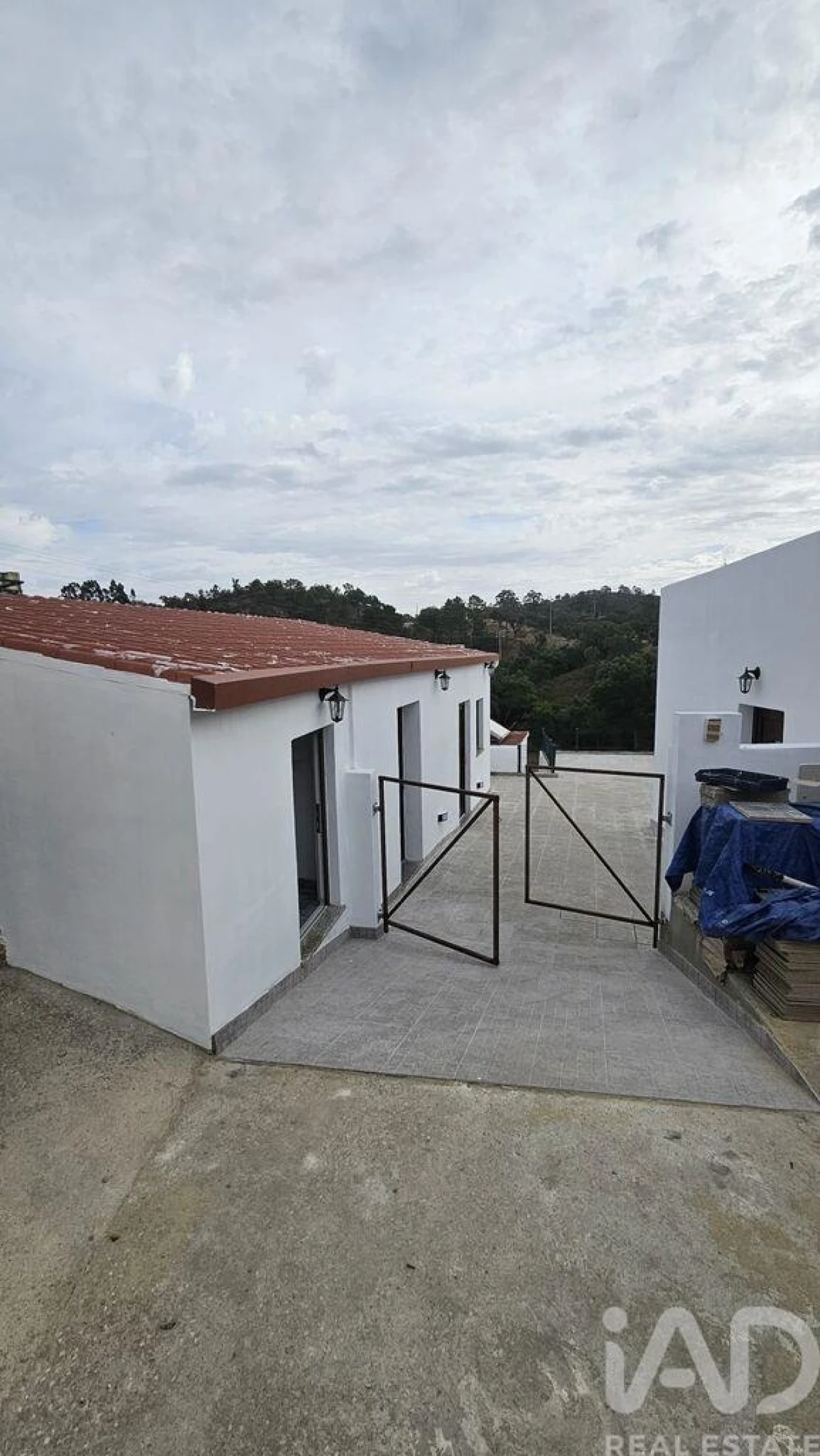 Moradia T2 para Venda em Salir Foto 33