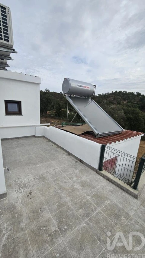 Moradia T2 para Venda em Salir