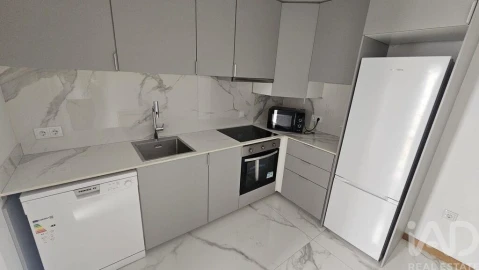 Moradia T2 para Venda em Salir