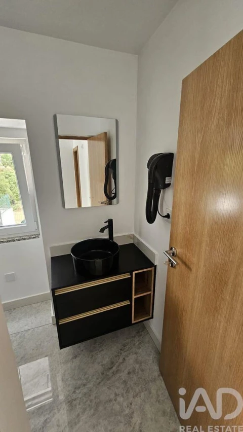 Moradia T2 para Venda em Salir