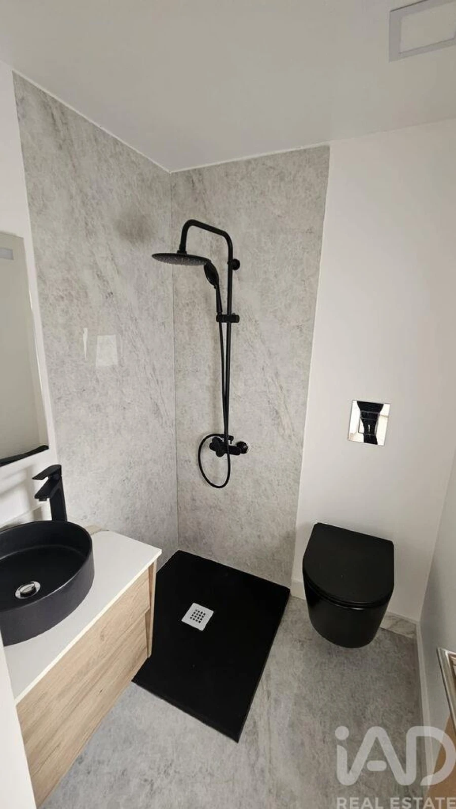 Moradia T2 para Venda em Salir Foto 19