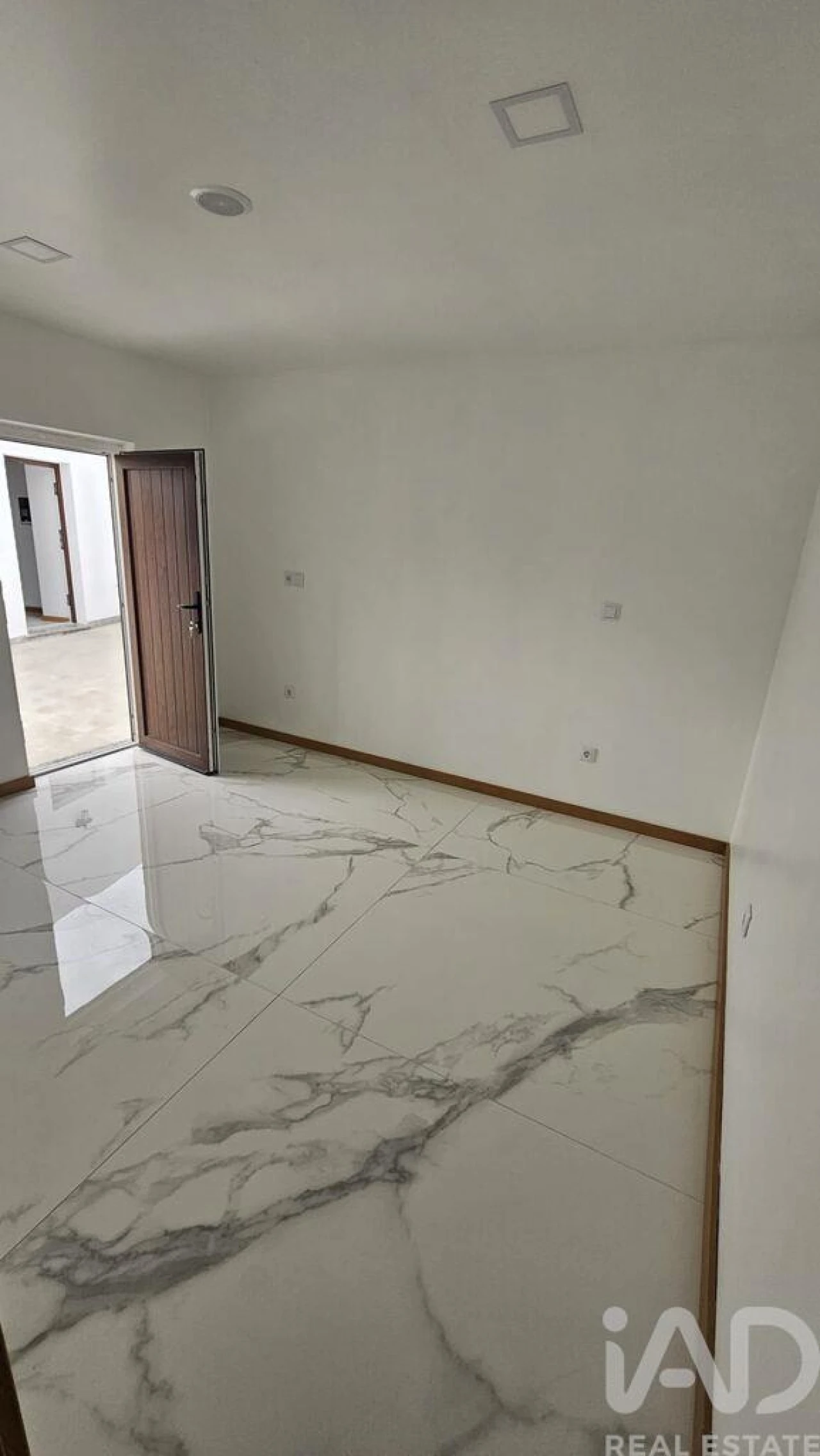 Moradia T2 para Venda em Salir Foto 15