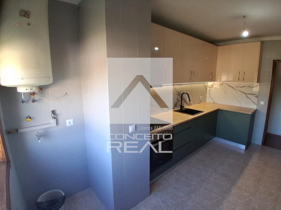 Apartamento T3 para Venda em Rio Tinto Foto 3