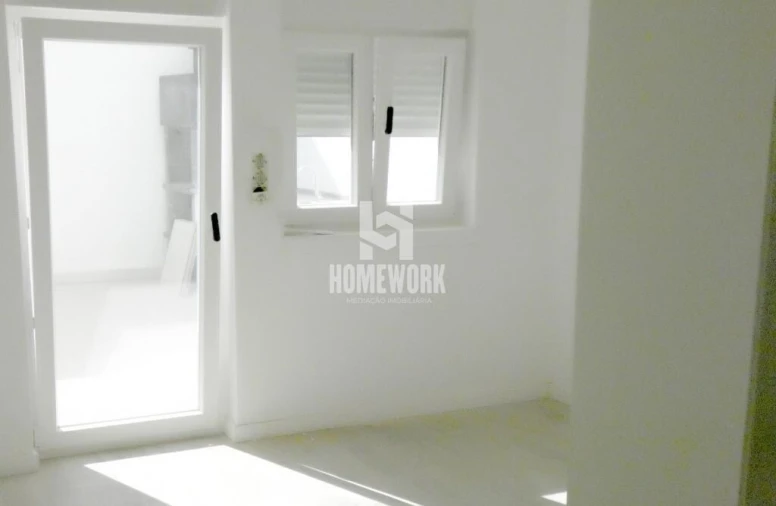 Apartamento T3 para Venda em Alto do Seixalinho, Santo André e Verderena Foto 5