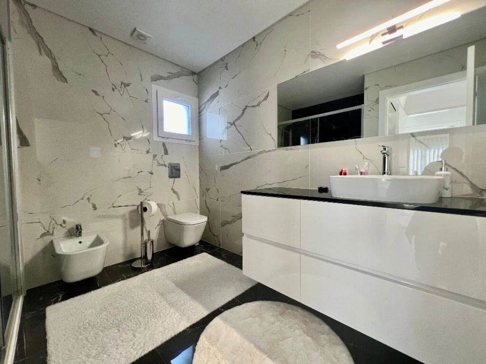 Apartamento T2 para Venda em Santo Antonio dos Olivais Foto 11