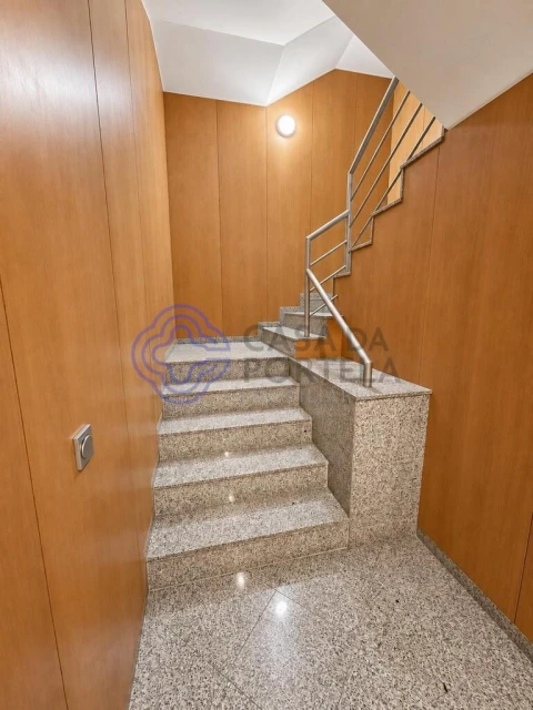 Apartamento T2 para Venda em Arcozelo