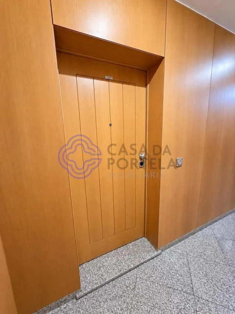 Apartamento T2 para Venda em Arcozelo