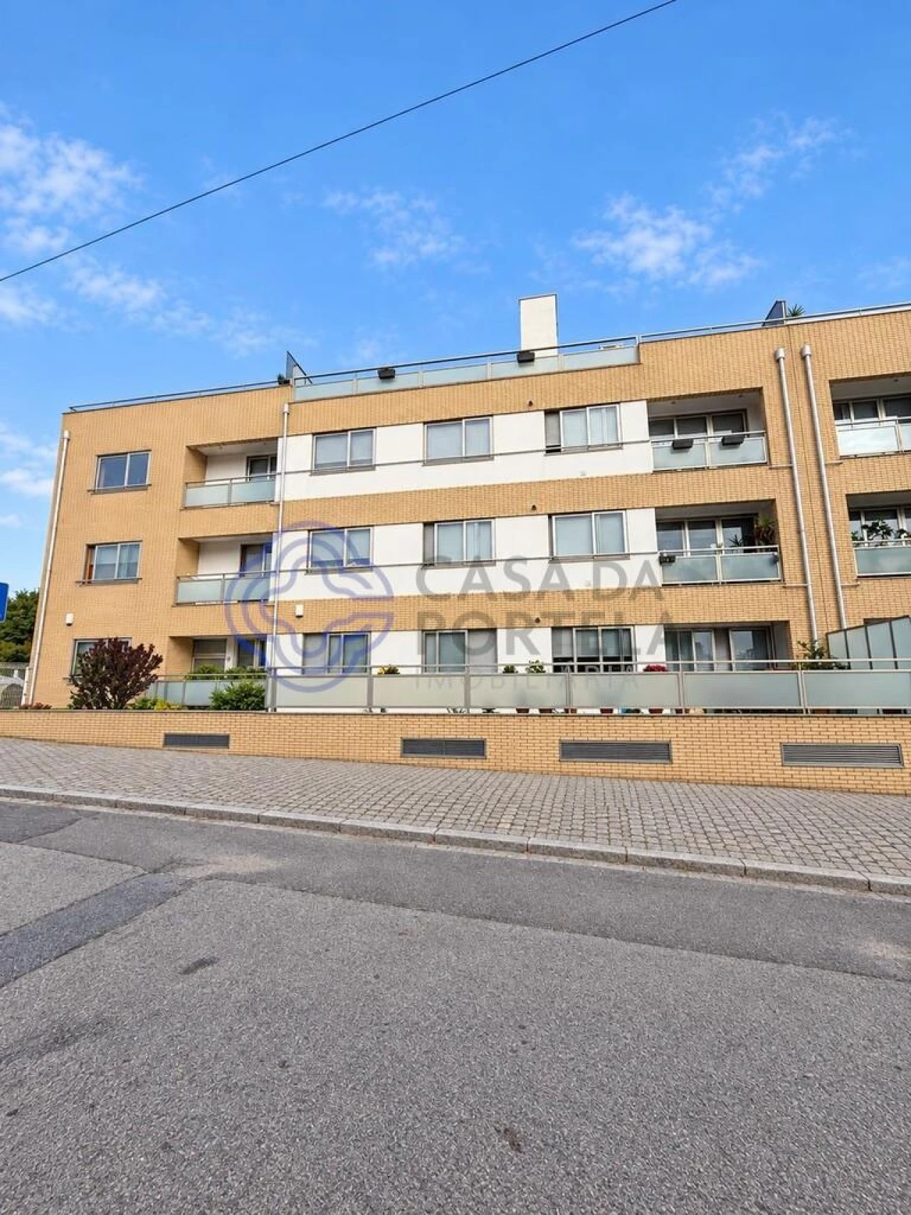 Apartamento T2 para Venda em Arcozelo Foto 2