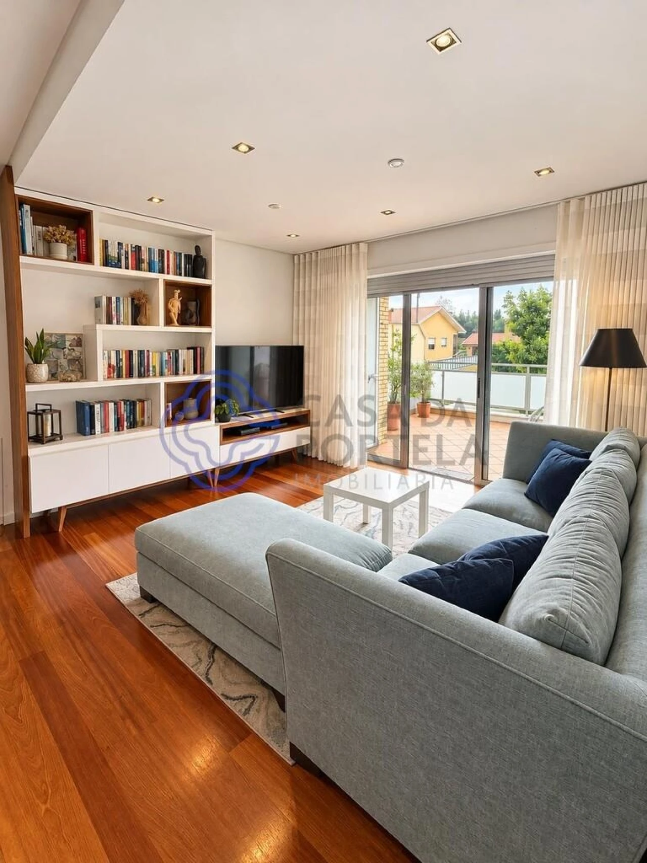 Apartamento T2 para Venda em Arcozelo Foto 19