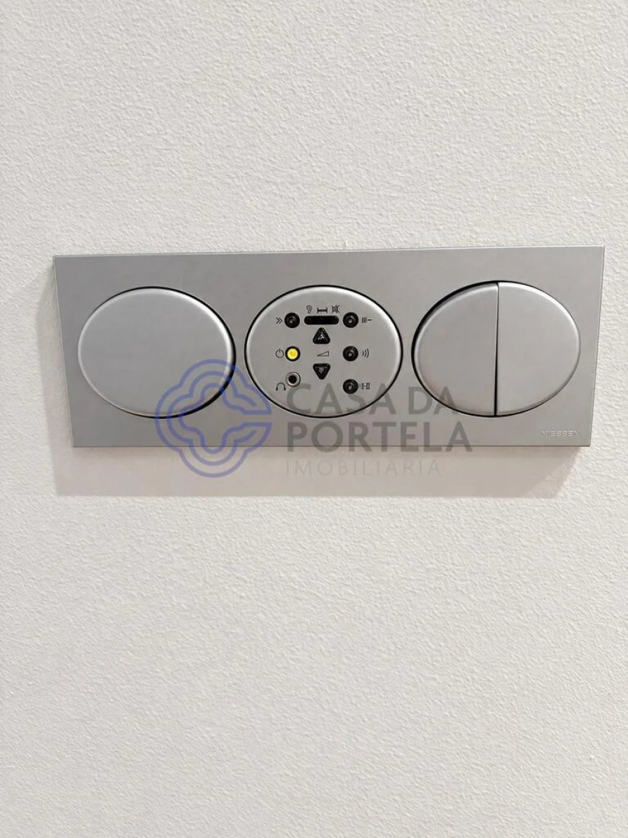 Apartamento T2 para Venda em Arcozelo Foto 43