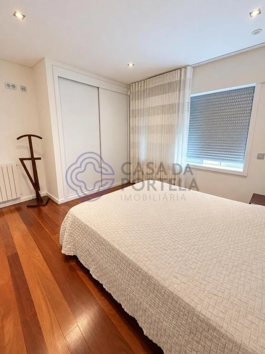 Apartamento T2 para Venda em Arcozelo Foto 41