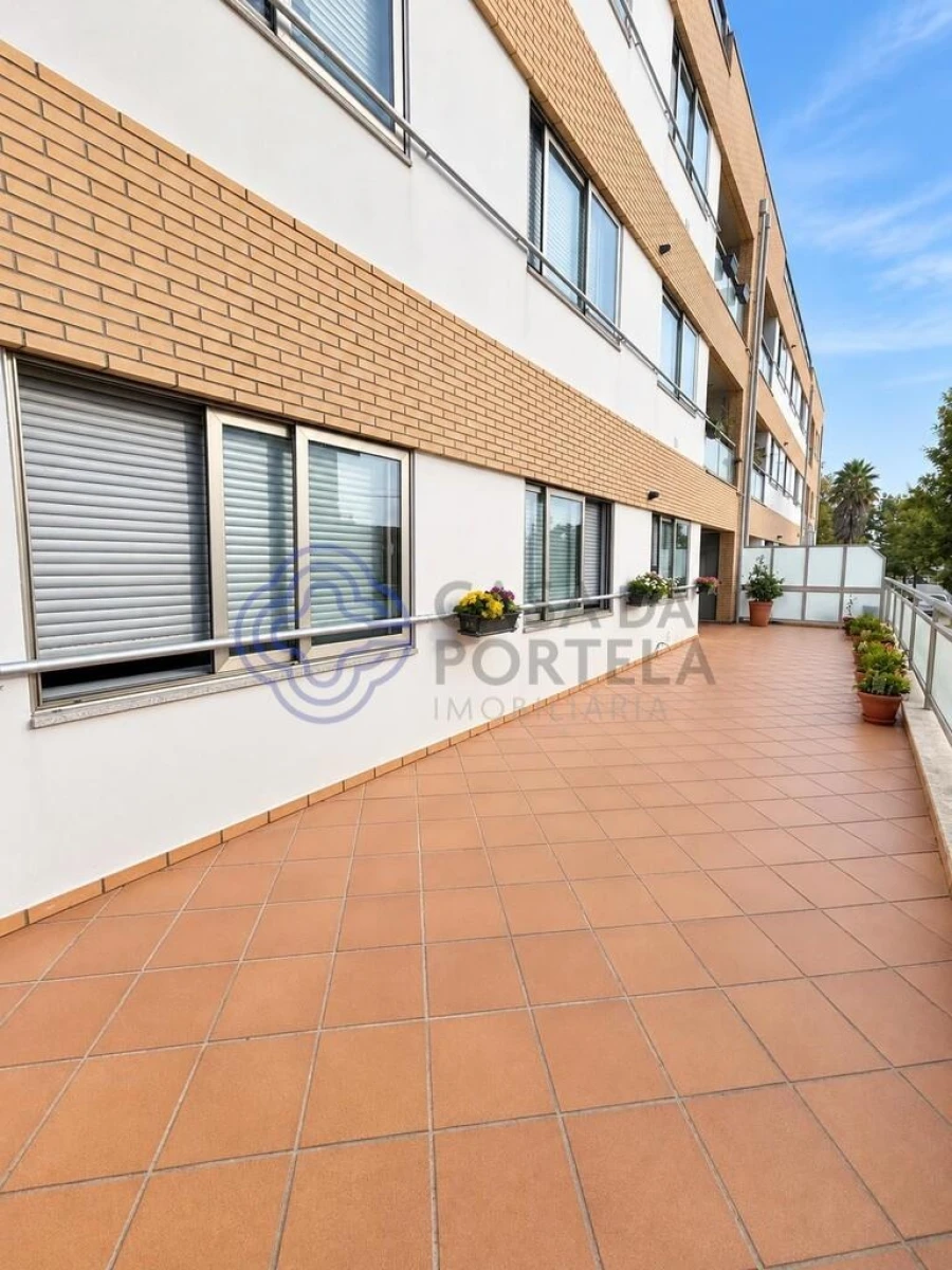 Apartamento T2 para Venda em Arcozelo Foto 20