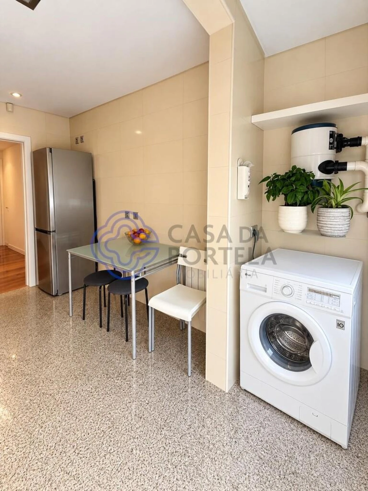 Apartamento T2 para Venda em Arcozelo Foto 25