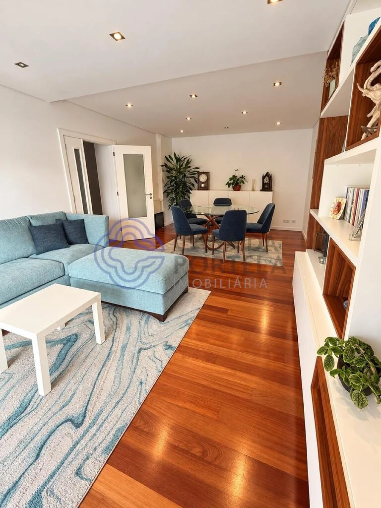 Apartamento T2 para Venda em Arcozelo Foto 17