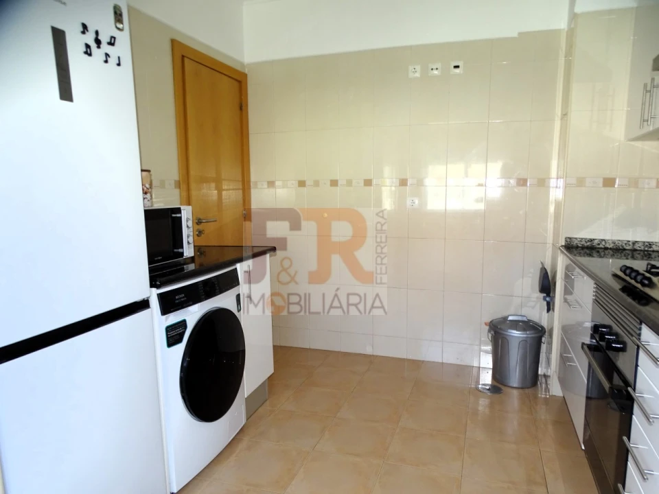 Apartamento T2 para Venda em Quinta do Conde Foto 16