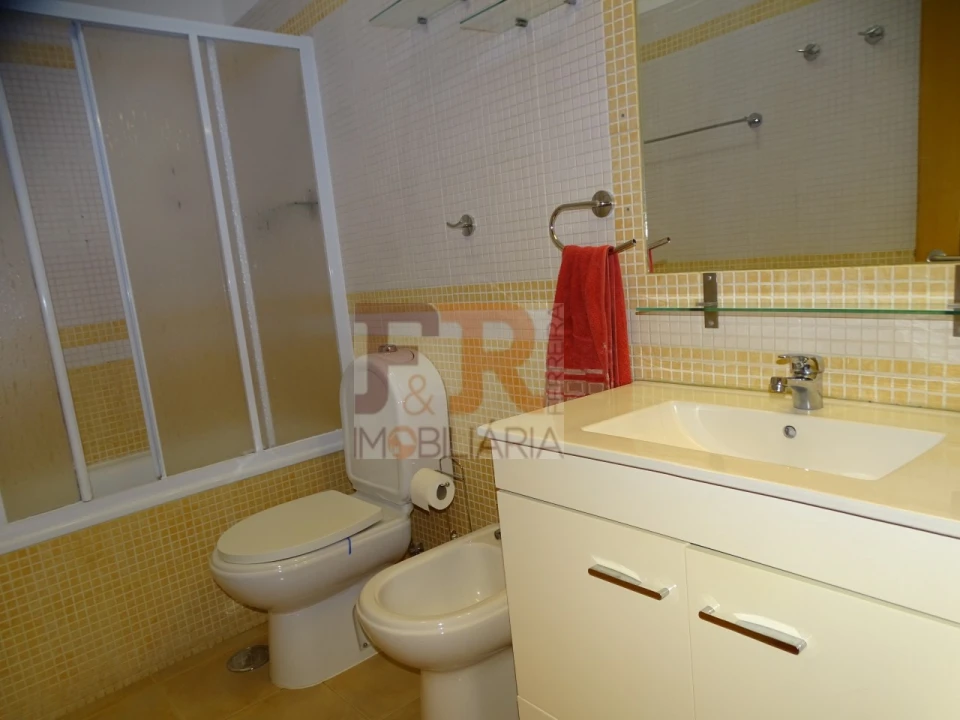 Apartamento T2 para Venda em Quinta do Conde Foto 19