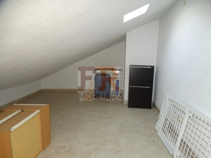 Apartamento T2 para Venda em Quinta do Conde Foto 35