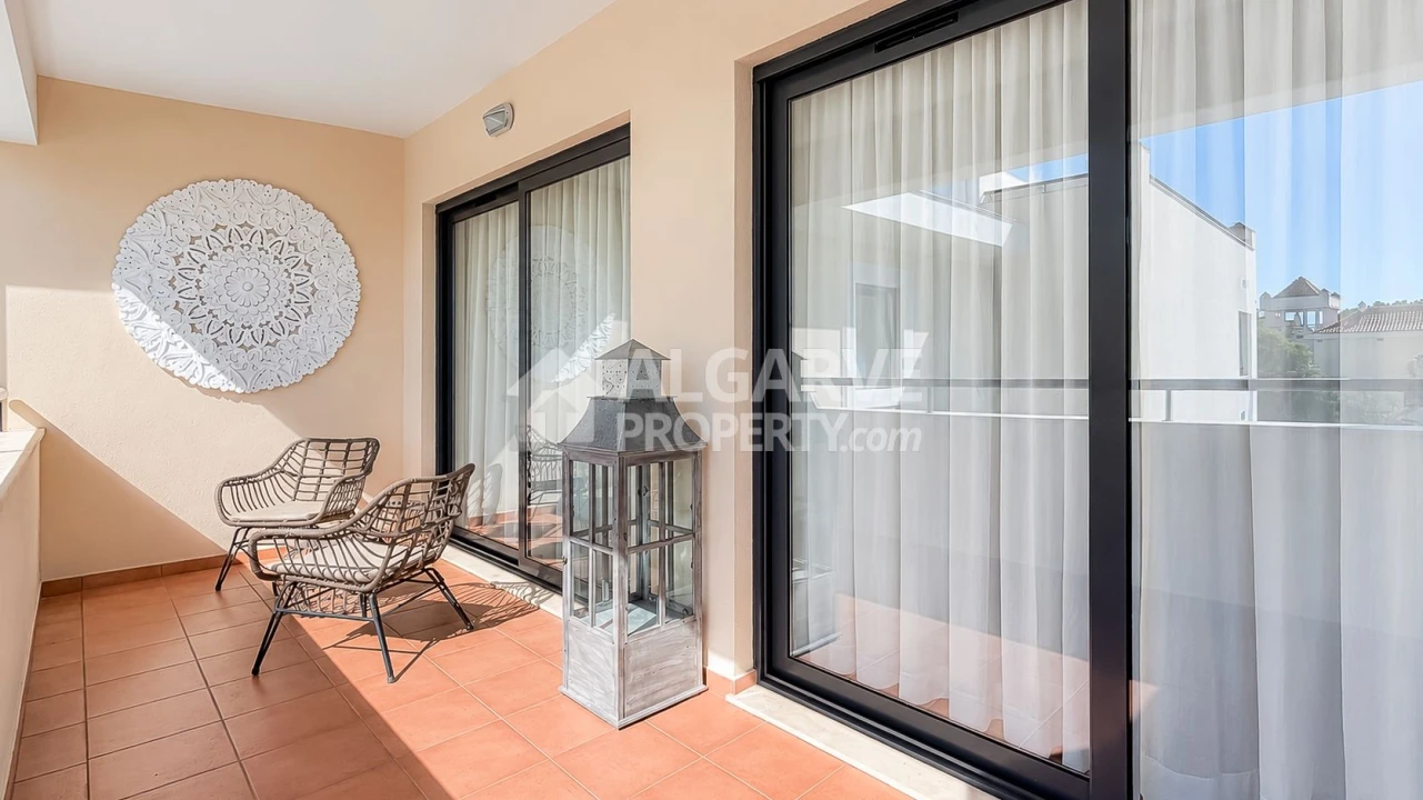 Apartamento T2 para Venda em Quarteira Foto 35