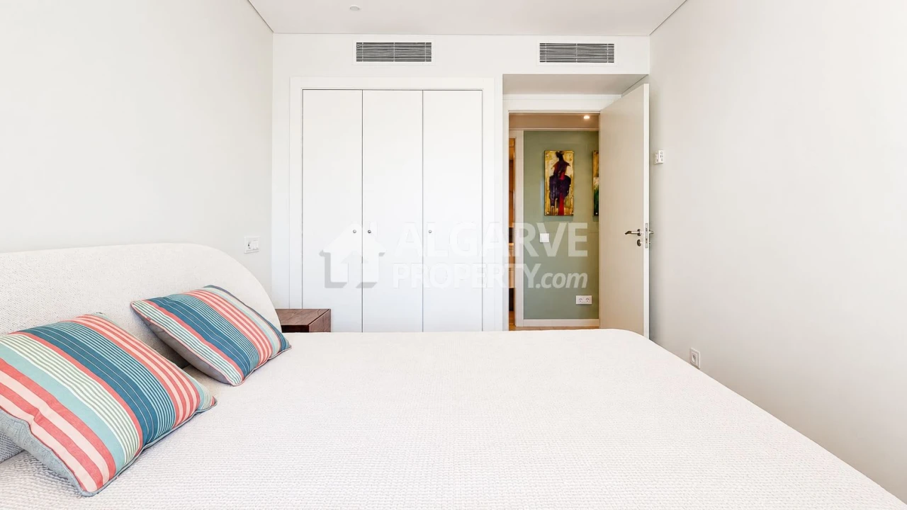 Apartamento T2 para Venda em Quarteira Foto 28