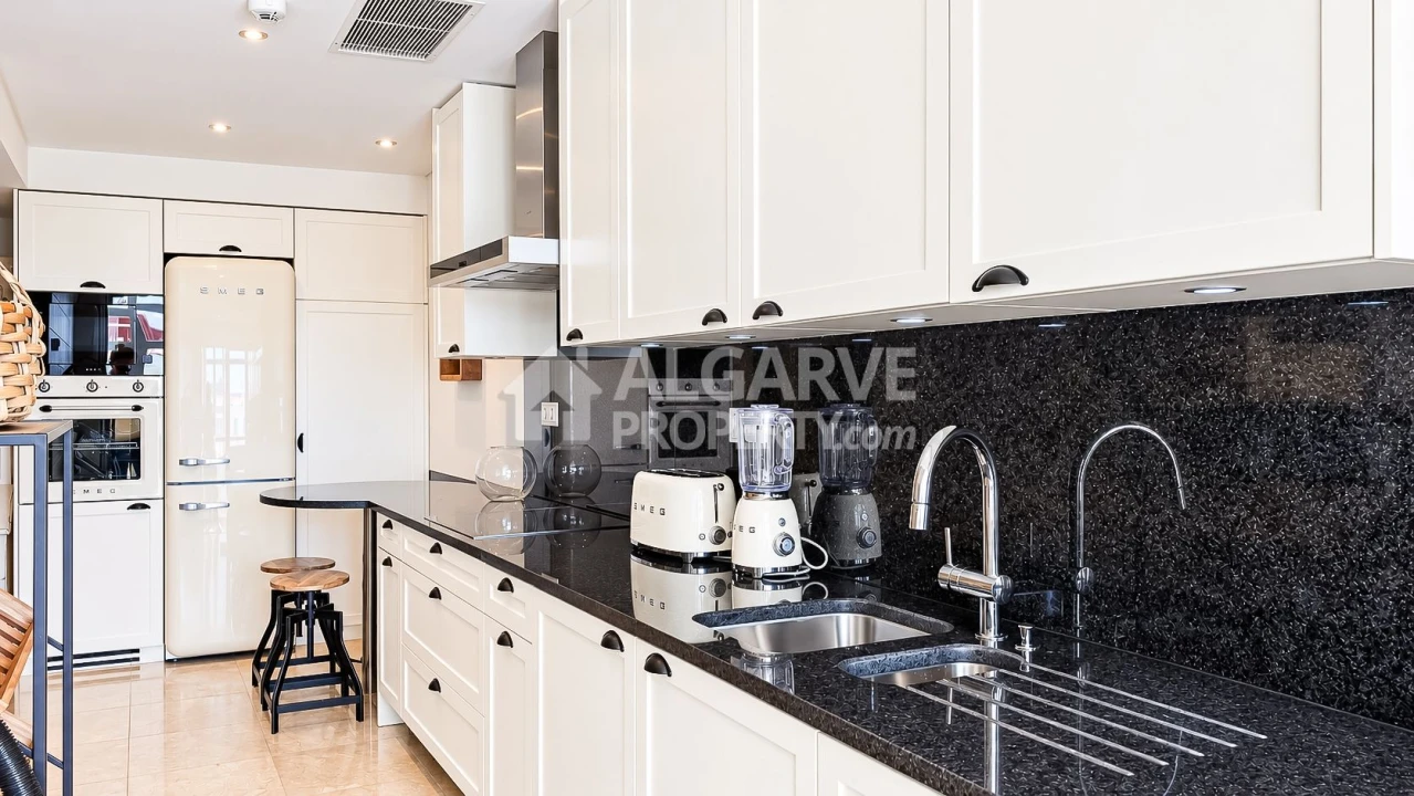 Apartamento T2 para Venda em Quarteira Foto 34
