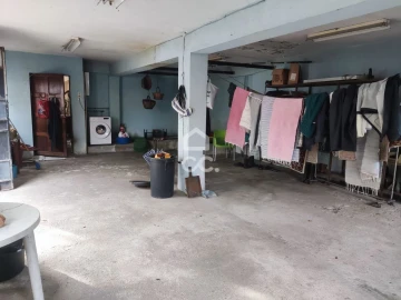 Prédio para Venda em Cristelos, Boim e Ordem