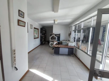 Prédio para Venda em Cristelos, Boim e Ordem