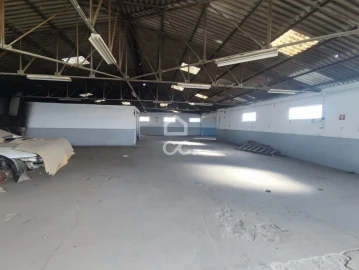 Prédio para Venda em Cristelos, Boim e Ordem