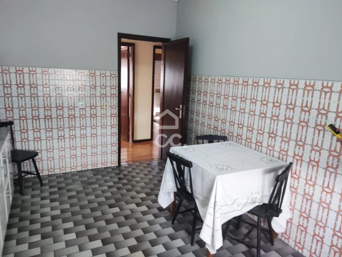Prédio para Venda em Cristelos, Boim e Ordem Foto 3