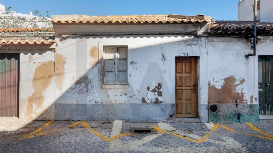 Moradia T1 para Venda em Lagos (São Sebastião e Santa Maria)