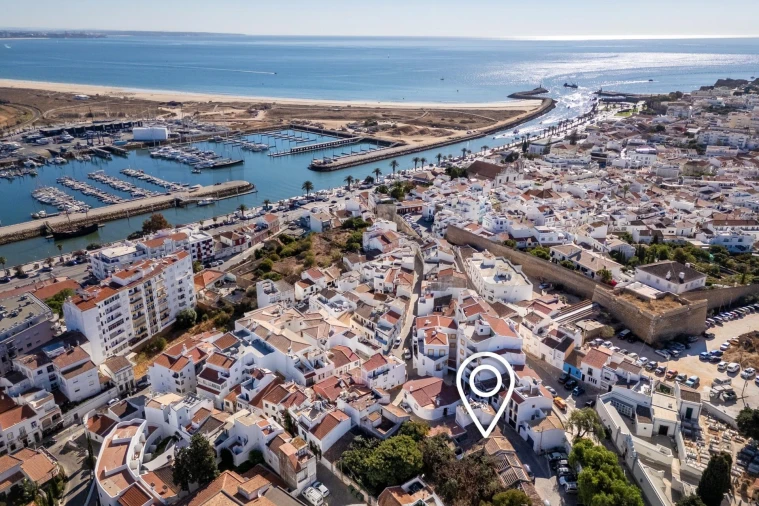 Moradia T1 para Venda em Lagos (São Sebastião e Santa Maria) Foto 3