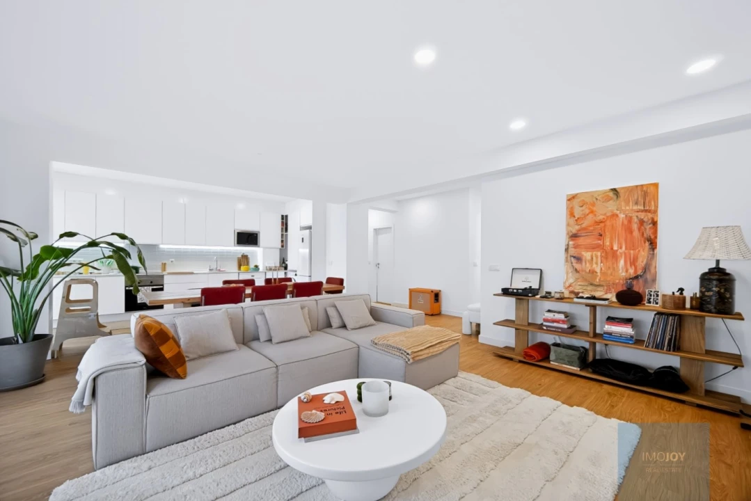 Apartamento T3 para Venda em Carnaxide e Queijas Foto 2