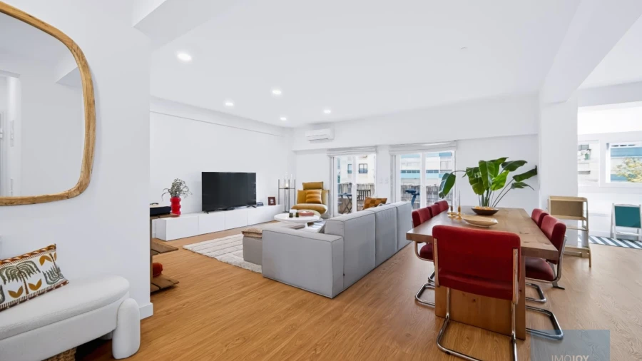 Apartamento T3 para Venda em Carnaxide e Queijas