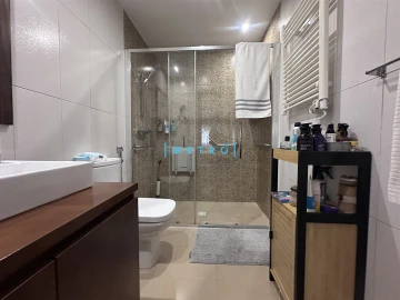 Apartamento T2 para Venda em Ramalde