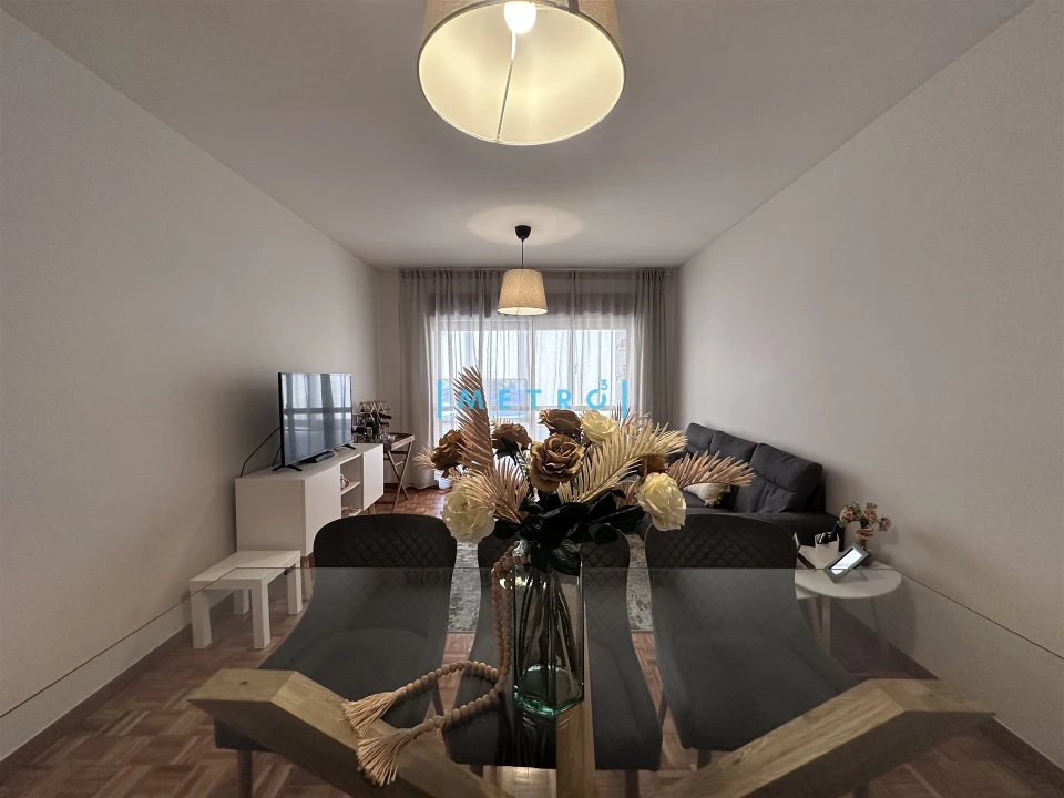 Apartamento T2 para Venda em Ramalde Foto 4