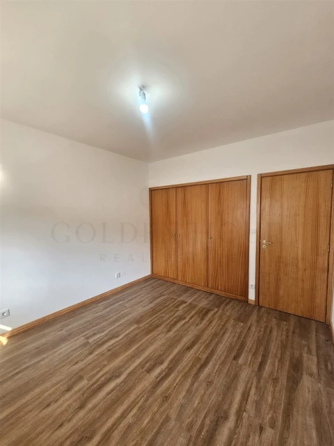 Apartamento T3 para Venda em Grijó e Sermonde