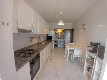 Apartamento T3 para Venda em Gulpilhares e Valadares