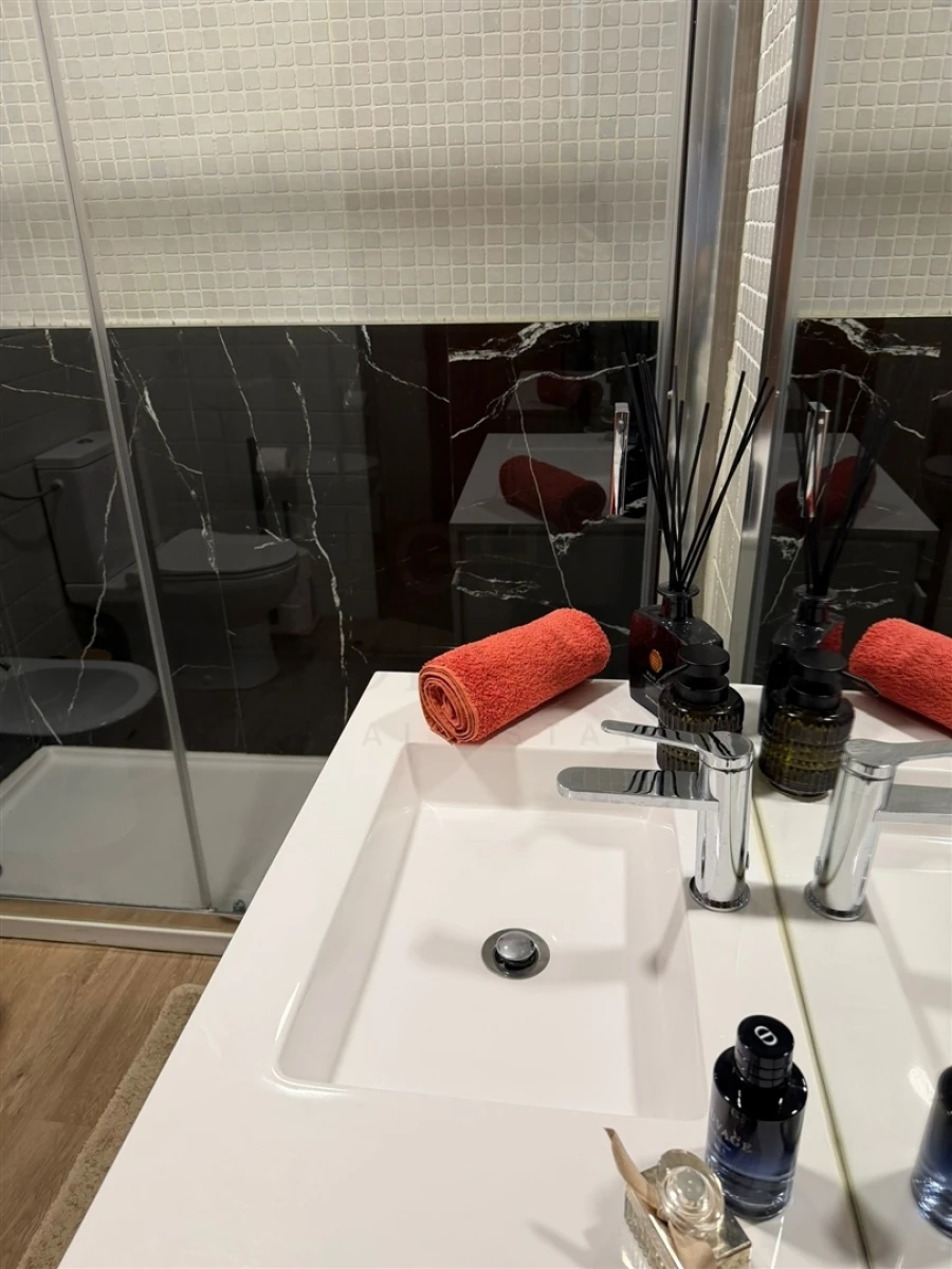 Apartamento T2 para Venda em Santa Marinha e São Pedro da Afurada Foto 28