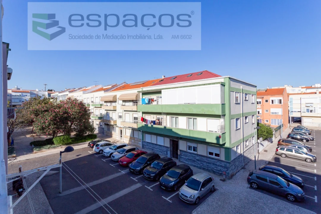 Apartamento T2 para Venda em Algés, Linda-A-Velha e Cruz Quebrada-Dafundo Foto 16